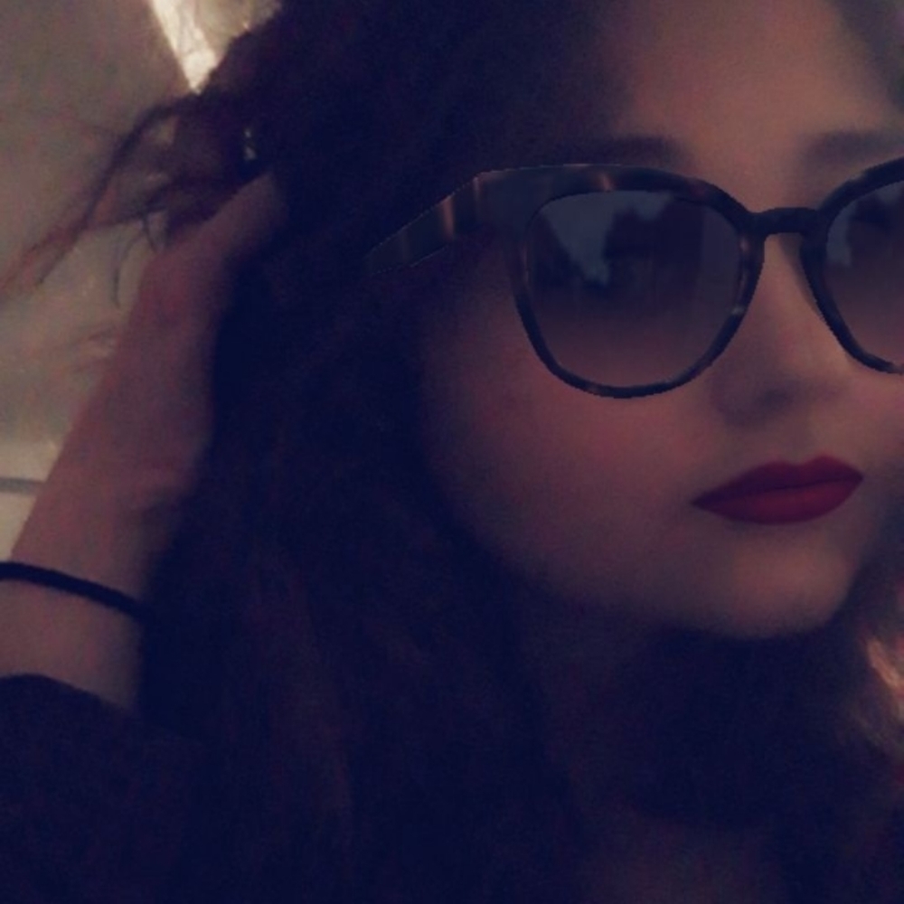 Meet your Posher, Megan